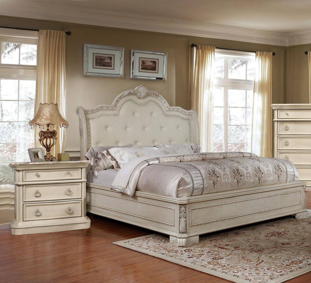 Buy McFerran B1000 King Panel Bedroom Set 4 Pcs in Antique White, Vinyl ...