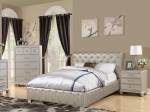     
Traditional Platform Bed by Poundex F9389
